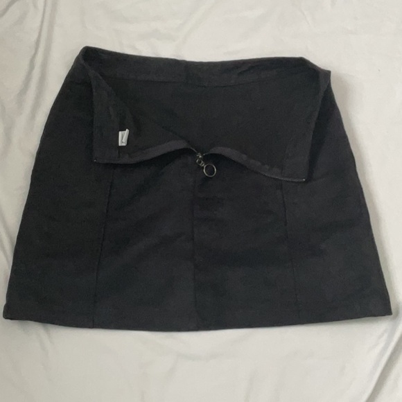 Charcoal Faux Suede Old Navy A Line Mini Skirt Back Zipper Size 4 - Picture 8 of 11